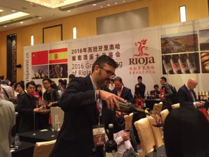 Marqués de Terán presenta sus nuevas añadas en las principales ferias y salones internacionales Marqués de Terán presenta sus nuevas añadas en las principales ferias y salones internacionales