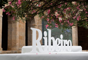 Cosecheros de Ribeiro (I) Imagen. Ribeiro es la Denominación de Origen más antigua de Galicia.