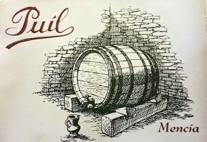 Bodegas Puil En la etiqueta del vino joven, el puil son los soportes de madera situados bajo la barrica. Bodegas Puil.