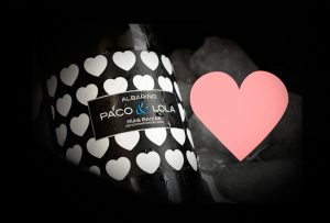 Imagen. Paco &amp; Lola lanza su edición limitada especial San Valentín, un albariño con corazón