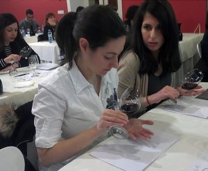 La Ruta do Viño Rías Baixas celebró con gran éxito una Cata entre Amigos con vinos tintos en Pontevedra. La Ruta do Viño Rías Baixas celebró con gran éxito una Cata entre Amigos con vinos tintos en Pontevedra.