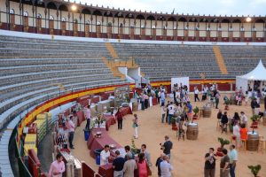 Almendralejo celebra la primera Fiesta Ibérica del Vino Almendralejo celebra la primera Fiesta Ibérica del Vino
