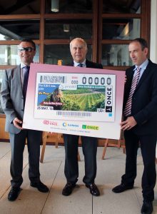 La ONCE dedica 5,5 millones de cupones a la Ruta Enológica accesible Rías Baixas Ruta Enologica accesible Rias Baixas 1
