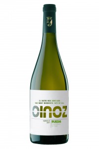 Vino blanco Oinoz Verdejo 2017. Vino blanco Oinoz Verdejo 2017.